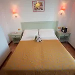 Hotel Villa Tramonto Direttamente Sul Mare