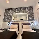Elegance Rooms Spaccanapoli