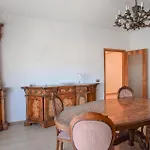 2 Bedroom Beautiful Apartment In Reggio Calabria