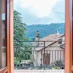 Maison Laghee-Bright Apt With Balcony, Lake View!
