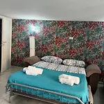 La Casa Di Lucio