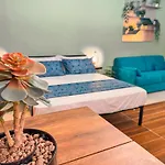 The Quarters Naples Apartments