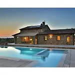 Casale Tramonto Comfortable Holiday Residence