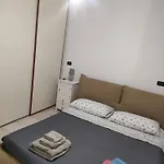 Casa Vicino Agli Imbarchi Con Parcheggio Privato