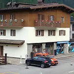 Bilocale Centro Paese Con Posto Auto