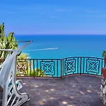 Villa L'Infinito