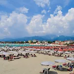Terrazza Apuana A Few Steps From The Sea - Happy Rentals