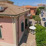 Villa Liberty Rosa