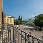 Residenza Rocca Del Lago - Happy Rentals