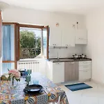Gioia Apartments Casa Arienzo