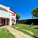 Seafront Duplex Villas Sea View And Spacious Gardens