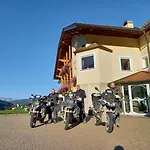 Garni La Majon