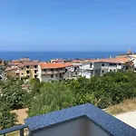 Il Cremino Parghelia Apartments