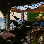 Aequa Hotel