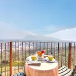 Lake View Dom-Us Apartment - Happy Rentals