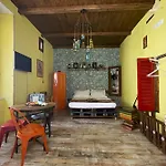 Famme Sta Cuiete Appartamento Napoli Centro