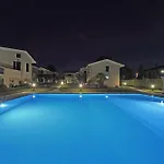 Il Porticciolo P1-12 By Wonderful Italy