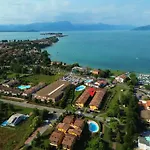 Artemide Apartment - A Soli 150M Dal Lago Di Garda