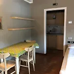 Cronox Mini Apartments