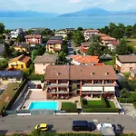 Twins Apartment - 200M Dal Lago Di Garda Con Piscina