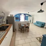 Antonietta Home