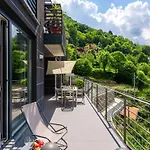 Apartment Lakeview Terrace By Interhome