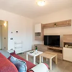Apartment Re16 Regina By Interhome