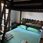 Villa A Schiera Raffinata Con Giardino