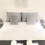 B&B Excelsior