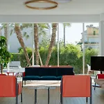 Hotel Caravel