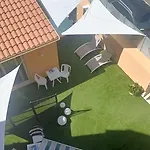 Burmaria Apartment And Room With Garden And Jacuzzi