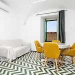 Honey Home - De Vivo Realty Positano