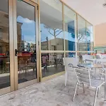 Hotel Serafini