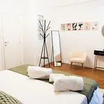 Riviera23 Suite
