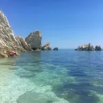 117 - Appartamento Bilocale Ben Arredato E Climatizzato Al Secondo Piano A Sirolo, Con Wifi Incluso E Spiaggia In Omaggio