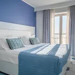 Lloyd'S Baia Hotel