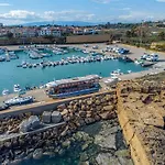 Home Le Castella