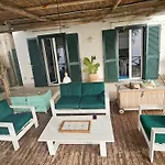 Casa Bianca Amore