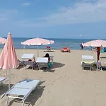 Casa Yellow Sul Mare Con Spiaggia Privata
