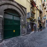 Piazza Miraglia - Apartment By Wonderful Italy