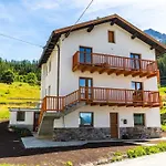 Le Reve D'Emilie- Family House