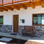 Le Reve D'Emilie- Family House
