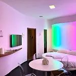 Garden Suite Castle