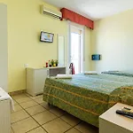 Hotel Marina Beach - Azzurro Club