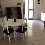 Casa Marylu Con Giardino