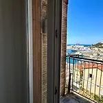 A40 - Ancona, Elegante Bilocale In Centro Con Vista Mozzafiato!