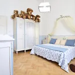 Beautiful Home In Viareggio With Kitchen