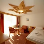 Piccolo Hotel