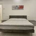 Roomscarli