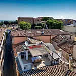 Stunning Terrace Chill In Fano